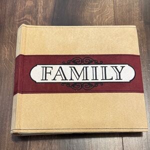 New View Family Photo Album with Red and Tan Cover NWOT